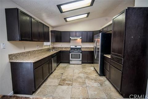 17111 Deodar St, Hesperia, CA 92345 photo 4