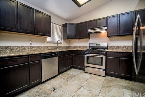 17111 Deodar St, Hesperia, CA 92345 photo 5