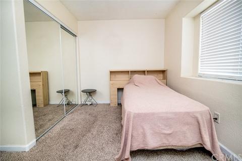 17111 Deodar St, Hesperia, CA 92345 photo 16