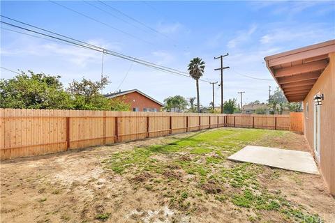 631 Erwin St, Rialto, CA 92376 photo 23