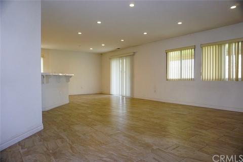 7138 Catawba Dr, Fontana, CA 92336 photo 4