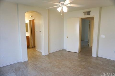 7138 Catawba Dr, Fontana, CA 92336 photo 11