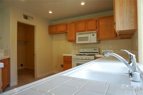 7138 Catawba Dr, Fontana, CA 92336 photo 7