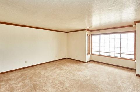 9751 Hickory Ct, Hesperia, CA 92345 photo 6