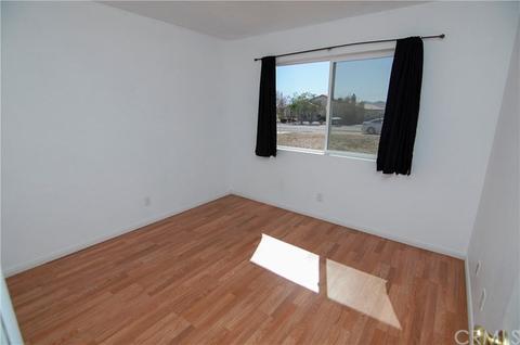 16819 Walpi Rd, Apple Valley, CA 92307 photo 11