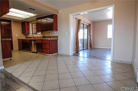 16819 Walpi Rd, Apple Valley, CA 92307 photo 6