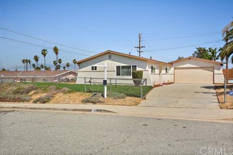 525 Apache Rd, Perris, CA 92570 photo 2