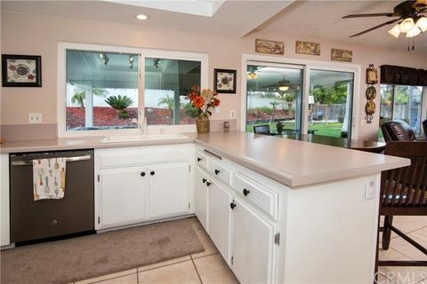 1325 Beth Way, Upland, CA 91784 photo 13
