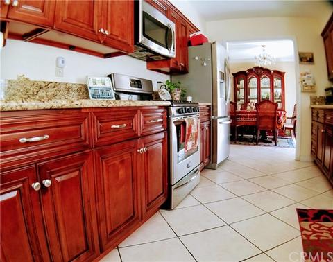 3878 Middleton Pl, Riverside, CA 92505 photo 17