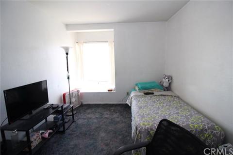 1130 W Morgan St, Rialto, CA 92376 photo 19