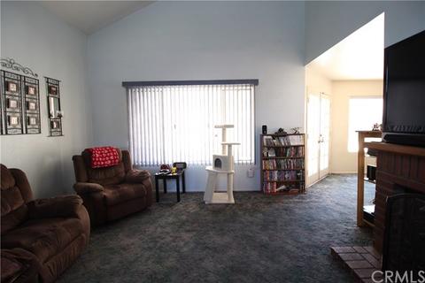 1130 W Morgan St, Rialto, CA 92376 photo 5