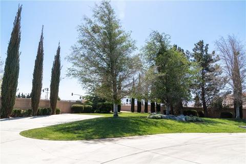 12901 Galewood St, Apple Valley, CA 92308 photo 3