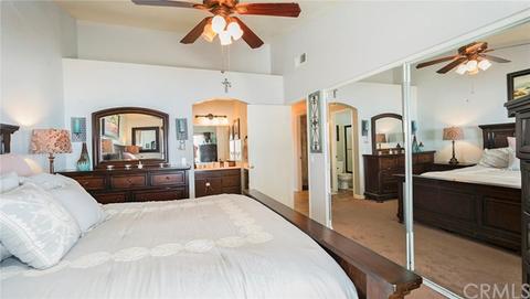 7857 Lavender Ct, Highland, CA 92346 photo 7