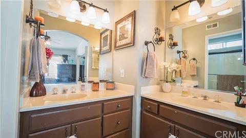 7857 Lavender Ct, Highland, CA 92346 photo 8
