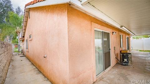 7857 Lavender Ct, Highland, CA 92346 photo 16