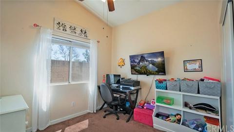 7857 Lavender Ct, Highland, CA 92346 photo 11