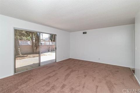 11176 Rogers St, Riverside, CA 92505 photo 23