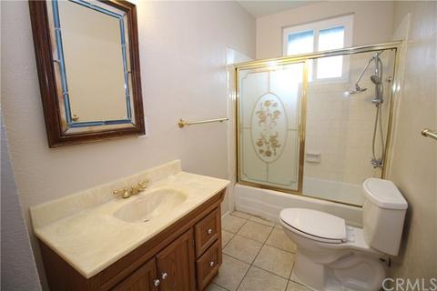 974 N Park Ave, Rialto, CA 92376 photo 21
