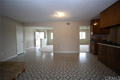 974 N Park Ave, Rialto, CA 92376 photo 20