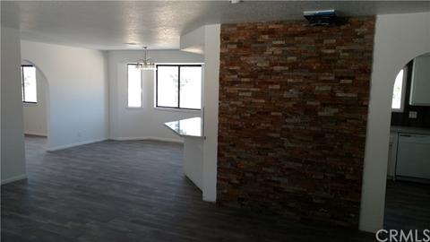 15100 Tuscola Rd, Apple Valley, CA 92307 photo 3