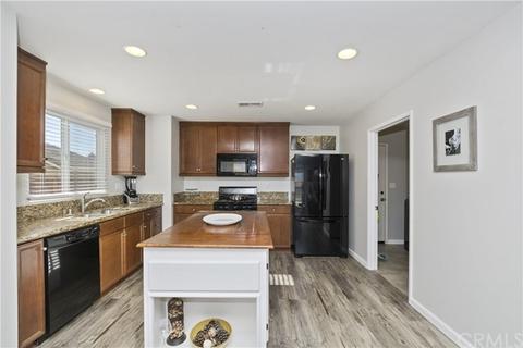 1370 Benchmark St, Beaumont, CA 92223 photo 7