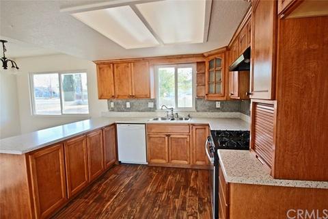 10371 Lincoln, Hesperia, CA 92345 photo 8