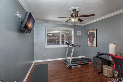9044 Chaucer Cir, Riverside, CA 92503 photo 12