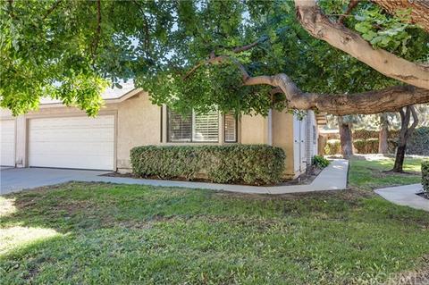 9044 Chaucer Cir, Riverside, CA 92503 photo 3