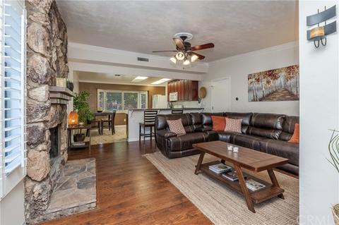 9044 Chaucer Cir, Riverside, CA 92503 photo 5