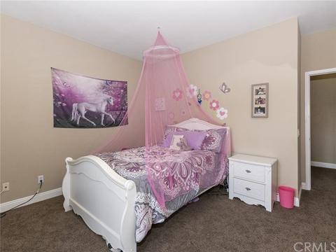 5473 Martingale Way, Fontana, CA 92336 photo 25