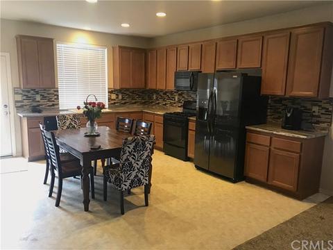 9234 Cattail Ln, Fontana, CA 92335 photo 5