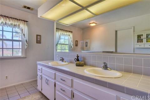 5819 Old Ranch Rd, Riverside, CA 92504 photo 23