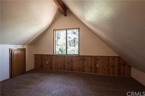 572 Mozumdar Dr, Cedarpines Park, CA 92322 photo 13
