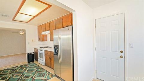 1677 Lakewood Ave, Upland, CA 91784 photo 16