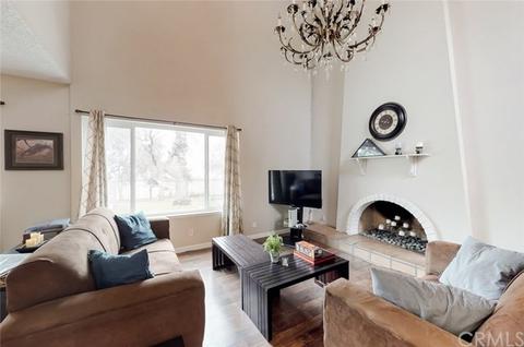 2883 Mirada Rd, Highland, CA 92346 photo 2