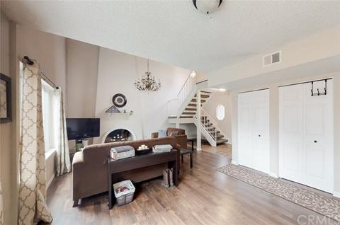 2883 Mirada Rd, Highland, CA 92346 photo 4