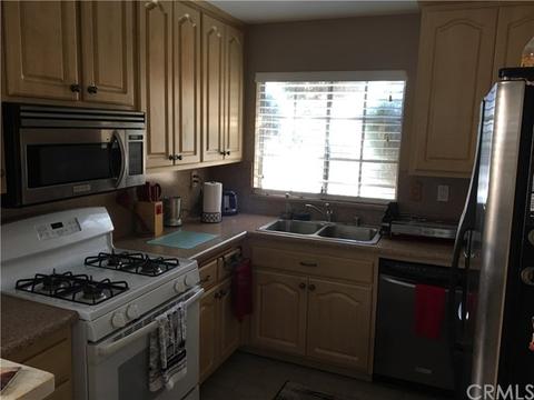 2005 Cluster Pine Rd, Colton, CA 92324 photo 2