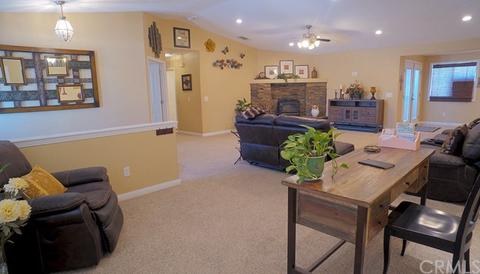 18912 Red Feather Rd, Apple Valley, CA 92307 photo 4
