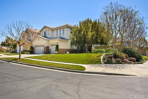 9481 Brook Dr, Rancho Cucamonga, CA 91730 photo 2
