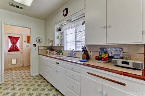 846 N 2nd Ave, Upland, CA 91786 photo 7