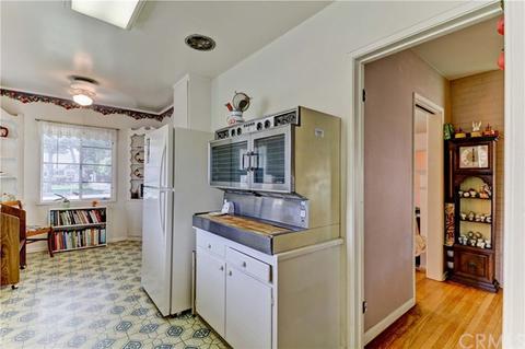 846 N 2nd Ave, Upland, CA 91786 photo 8