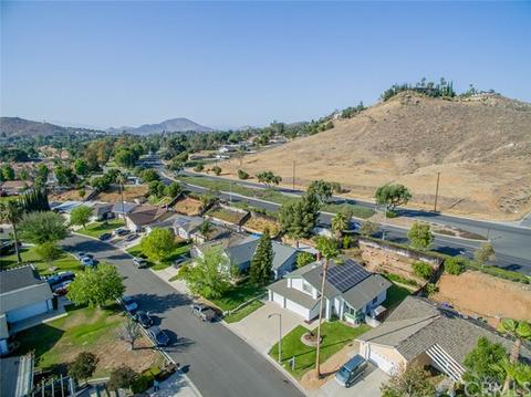 5914 Quiroz Dr, Riverside, CA 92509 photo 7