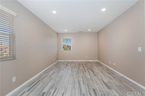 9447 Turnbridge Ln, Riverside, CA 92508 photo 14