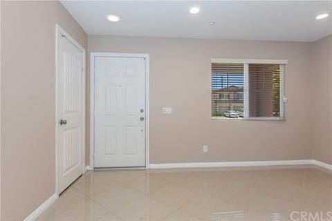 9447 Turnbridge Ln, Riverside, CA 92508 photo 5
