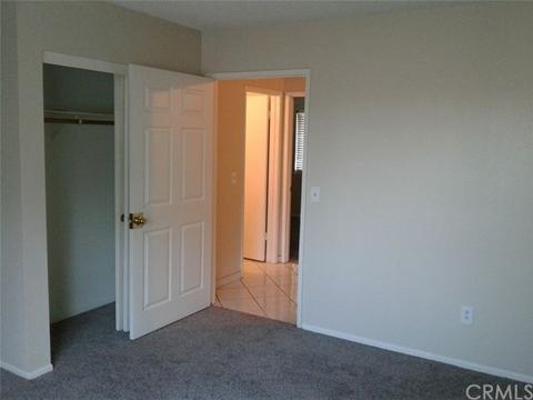 14988 Mojave St, Hesperia, CA 92345 photo 11