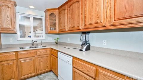 1105 Golden Rain St, Upland, CA 91786 photo 4