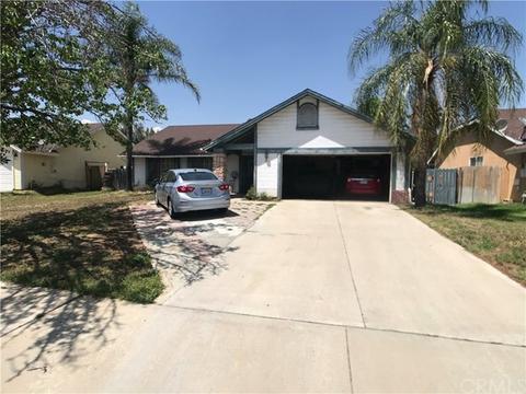544 W Scott St, Rialto, CA 92376 photo 1