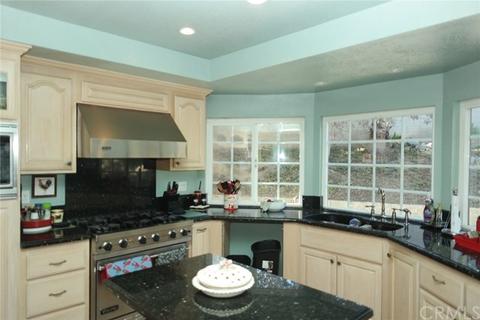 1573 Bridget Ct, Upland, CA 91784 photo 9
