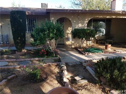20745 Zuni Rd, Apple Valley, CA 92307 photo 1