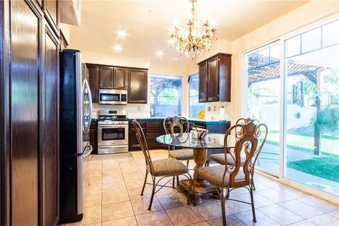 14703 Foxfield Ln, Fontana, CA 92336 photo 10